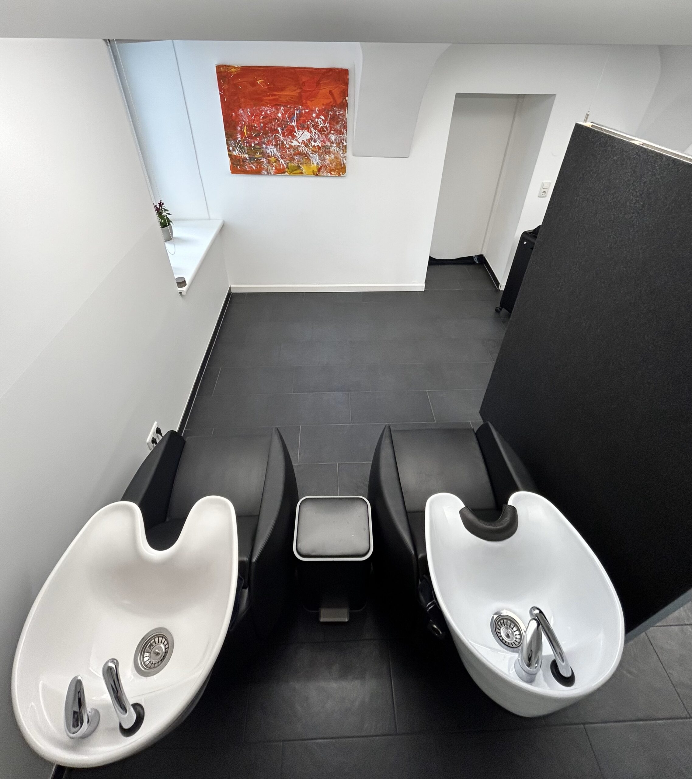 ArtOfhair_Salon1